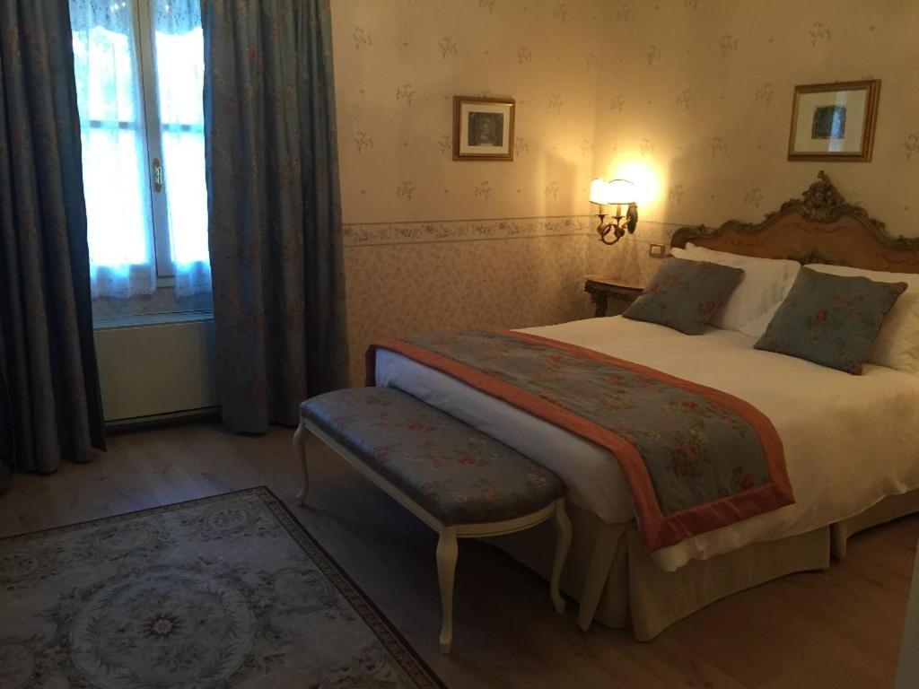 Castello Di Spessa - Residenze D'Epoca Hotel Capriva del Friuli Luaran gambar