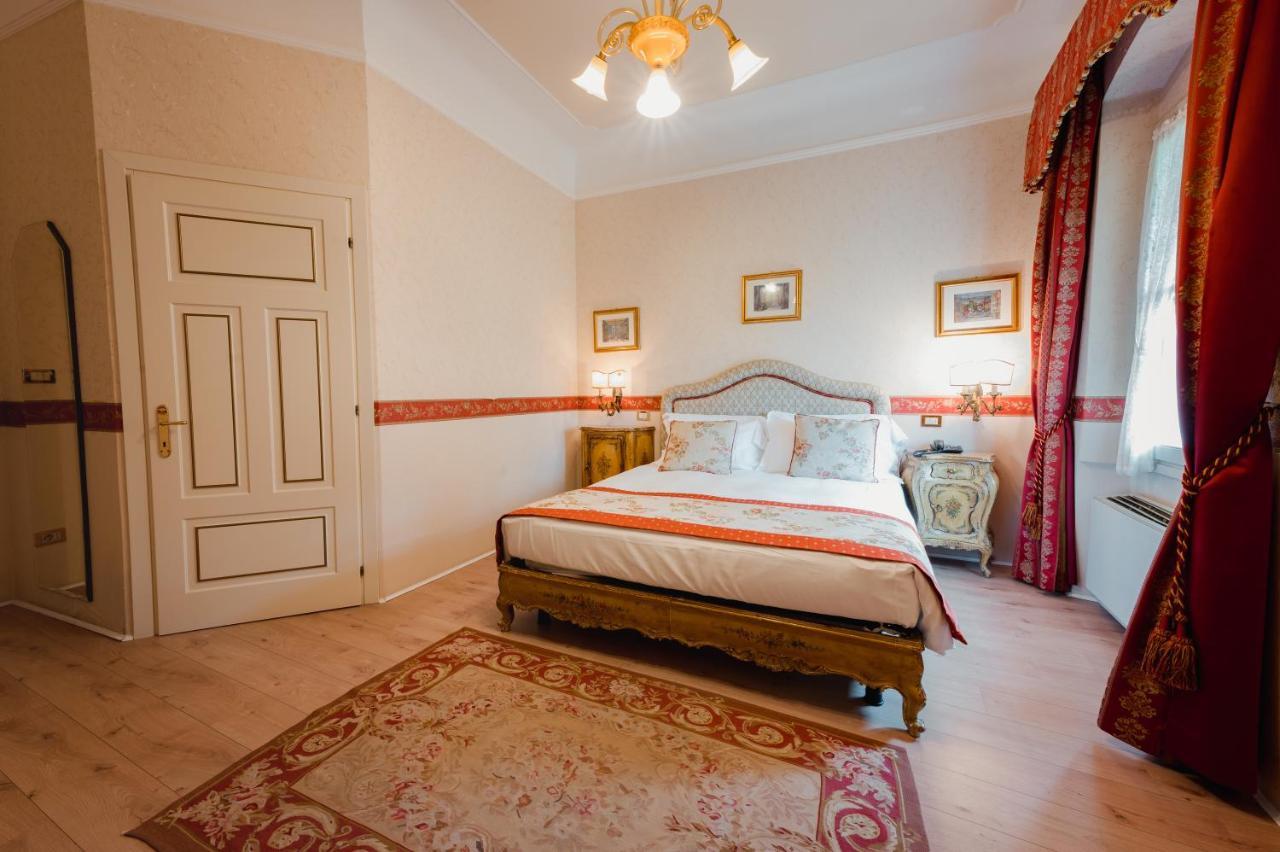 Castello Di Spessa - Residenze D'Epoca Hotel Capriva del Friuli Luaran gambar