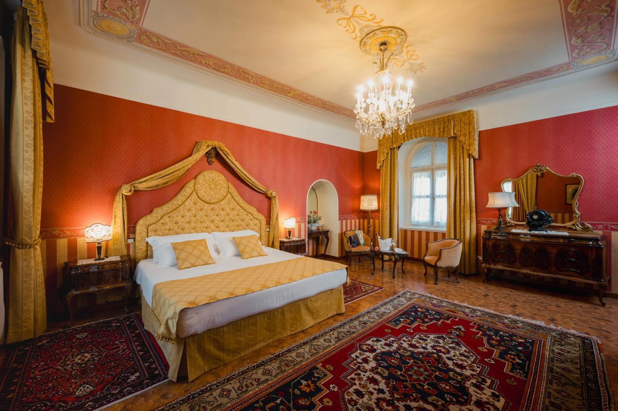 Castello Di Spessa - Residenze D'Epoca Hotel Capriva del Friuli Luaran gambar