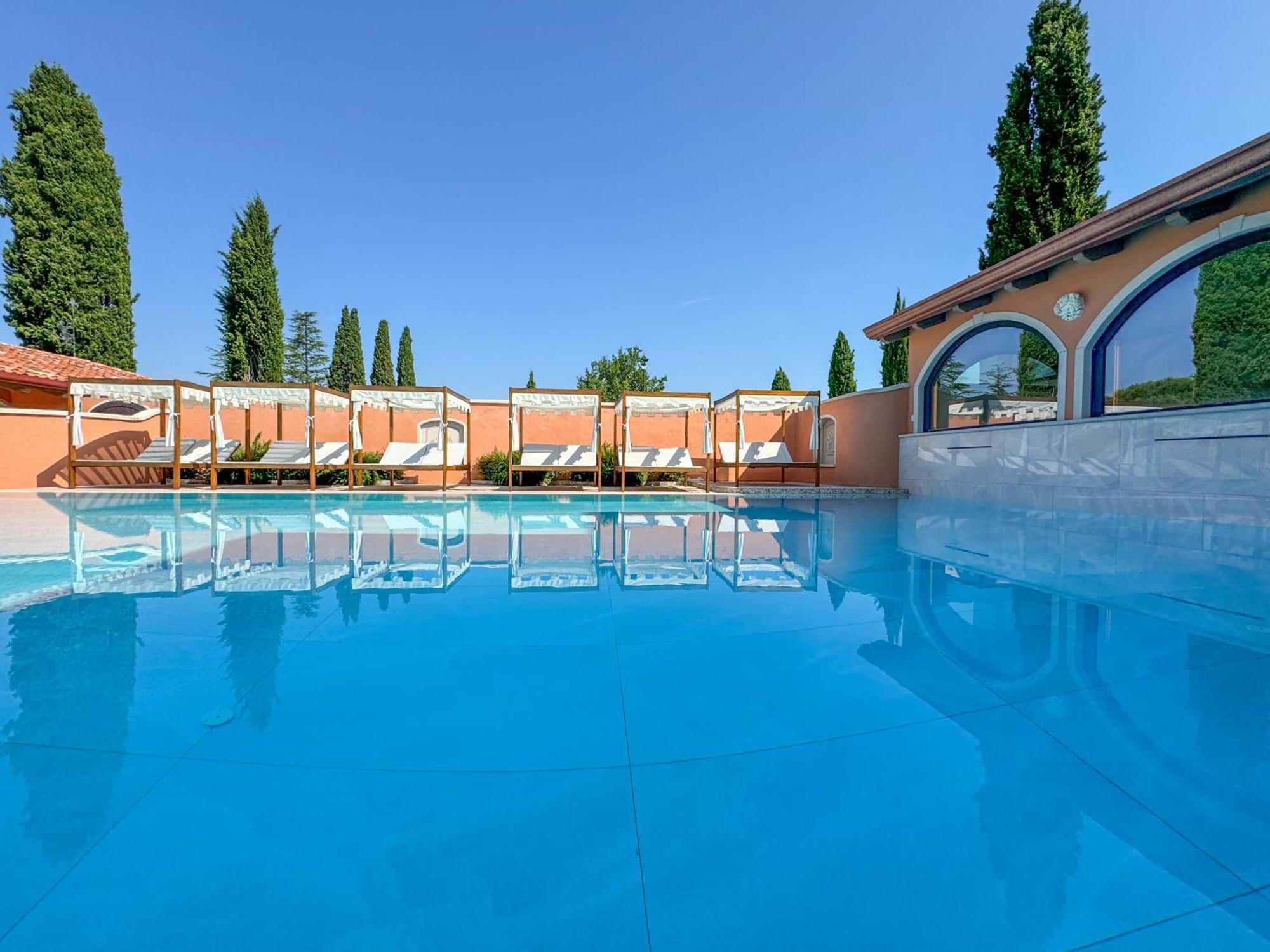 Castello Di Spessa - Residenze D'Epoca Hotel Capriva del Friuli Luaran gambar